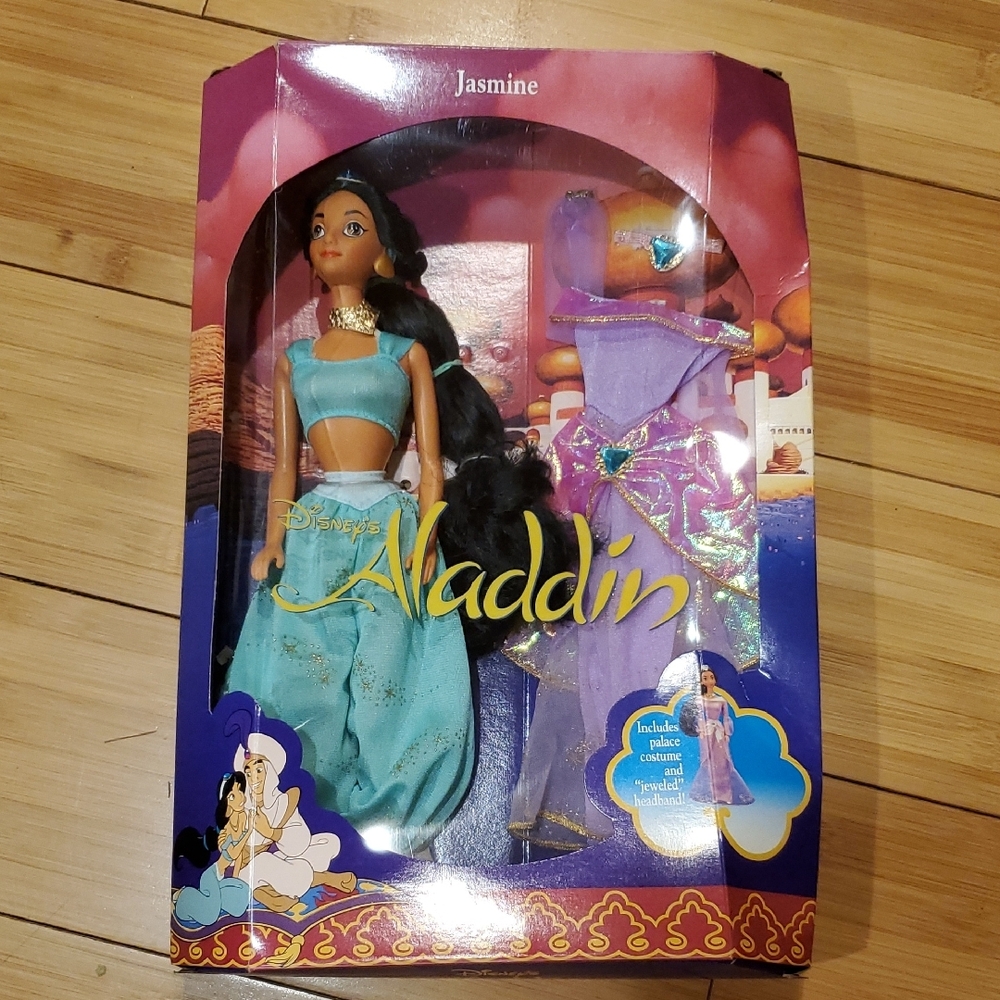 Disney Aladdin Jasmine Doll with Outfit